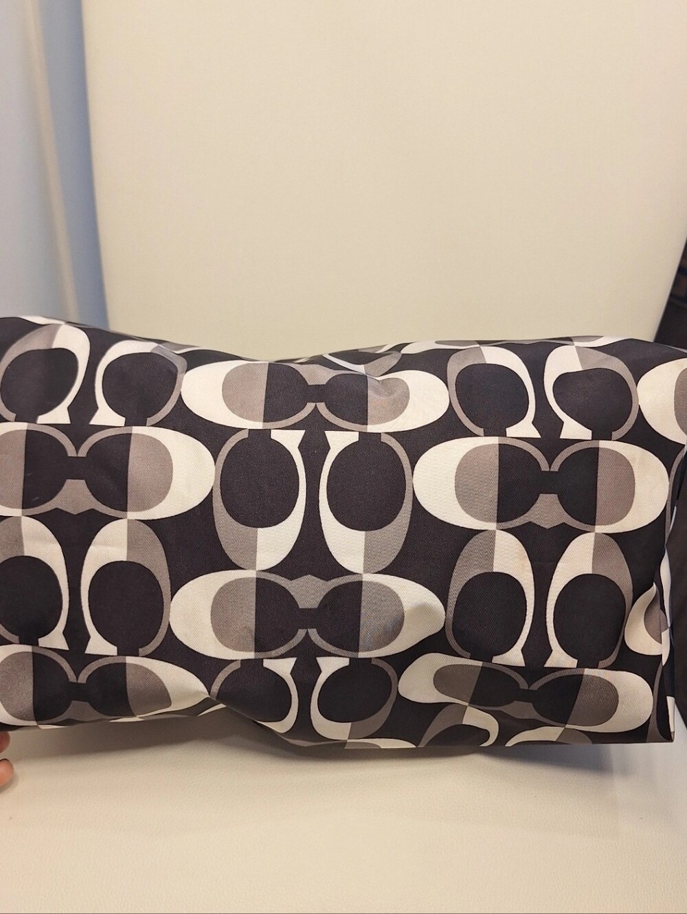 Coach Black, White & Gray Poppy Gpam Signature Tote w/ Matching Pouch EUC - Picture 8 of 11